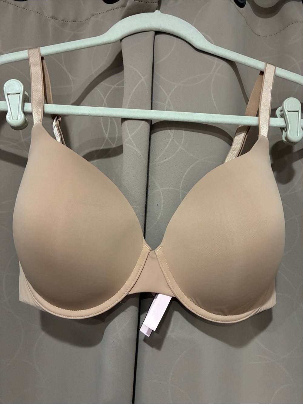 Victoria's Secret Cream T-shirt Demi Bra